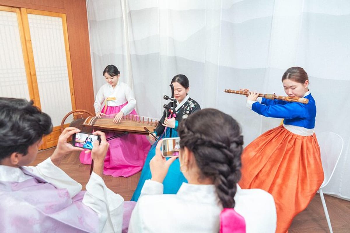 Enjoy a traditional Korean music concert